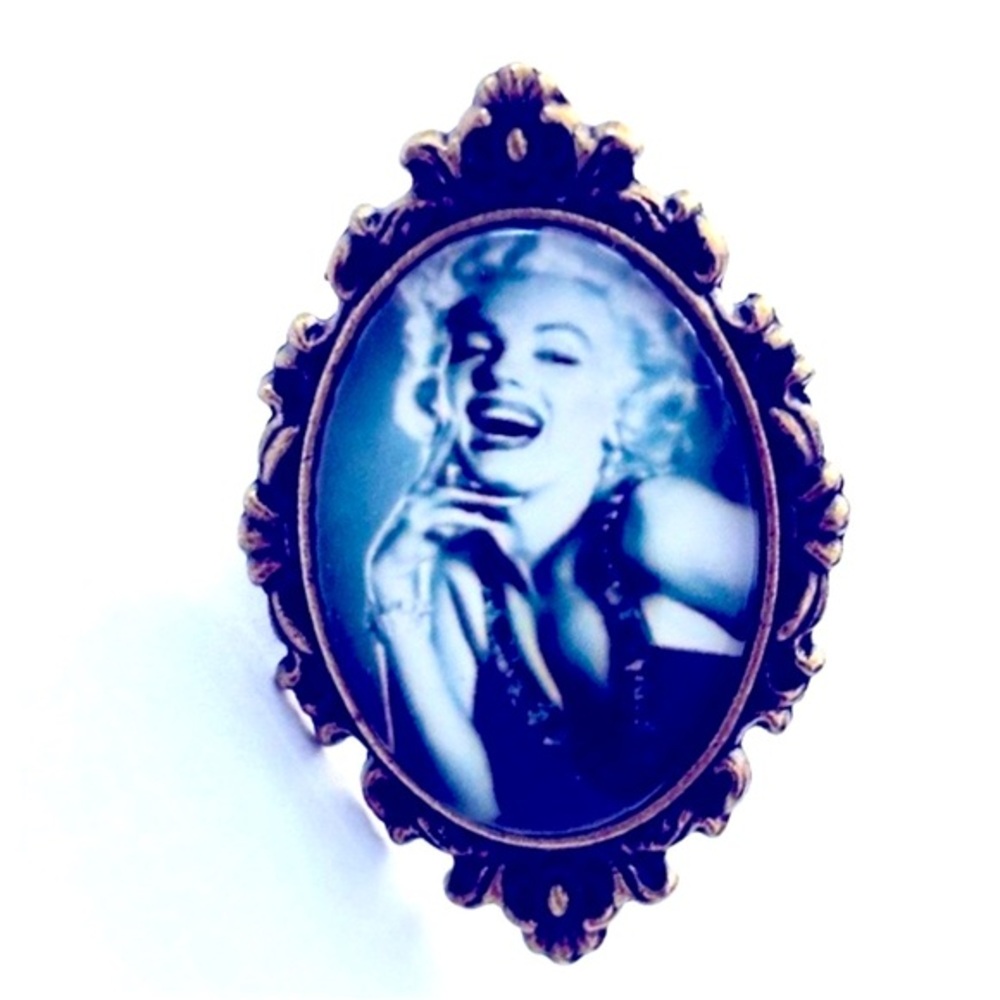 Handmade Marilyn Monroe Adjustable Ring, NWT, Antique Style